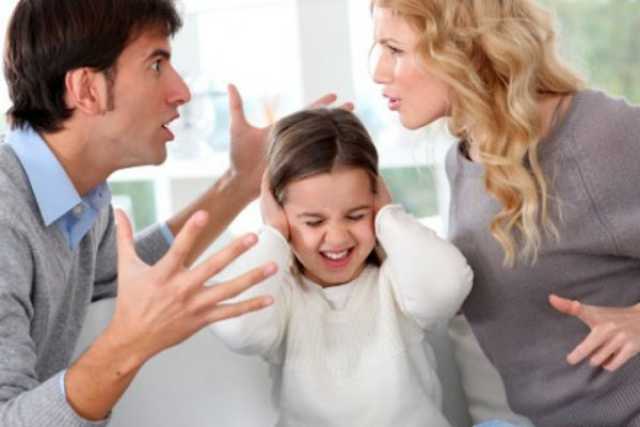 �Tuo padre � un mostro�: quando i figli subiscono "l�alienazione genitoriale"